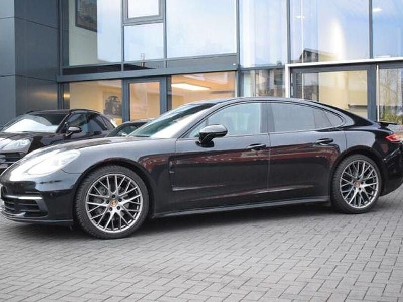 Gebraucht Porsche Panamera 155 PS (114 kW) 2017 Andere Limousine