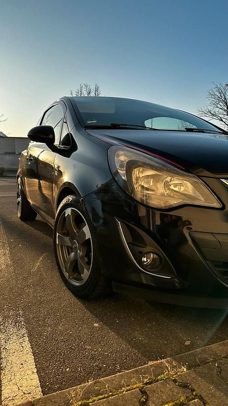 Gebraucht Opel Corsa 100 PS (73 kW) 2012 Schwarz Kleinwagen