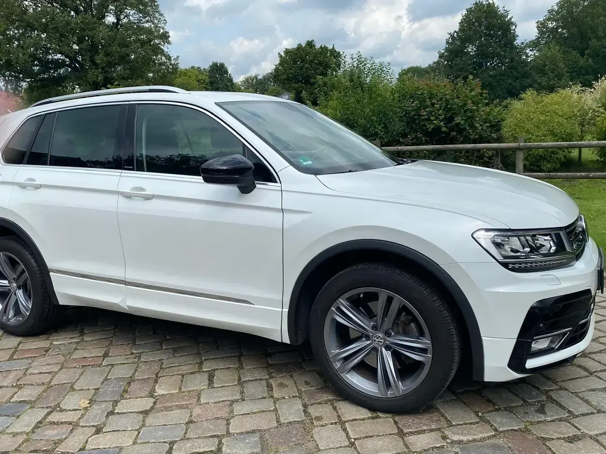 Gebraucht VW Tiguan R-line 190 PS (139 kW) 2019 Weiß SUV