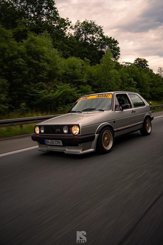 Silber Gebraucht 1986 VW Golf II GTI Kleinwagen | 12.500 € - Bild 1/4