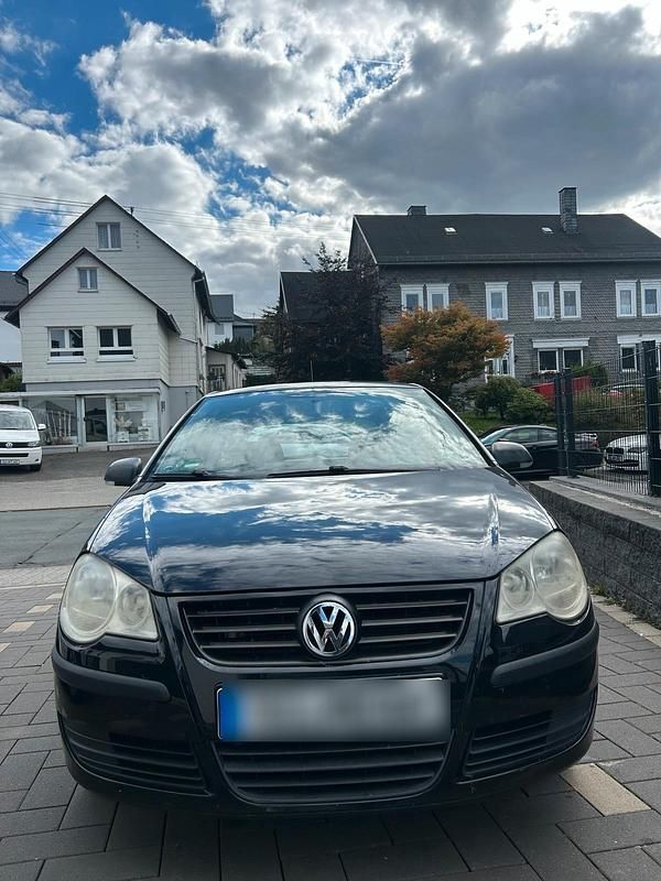 Schwarz Gebraucht 2005 VW Polo Kleinwagen | 600 € (Superpreis) - Bild 1/4