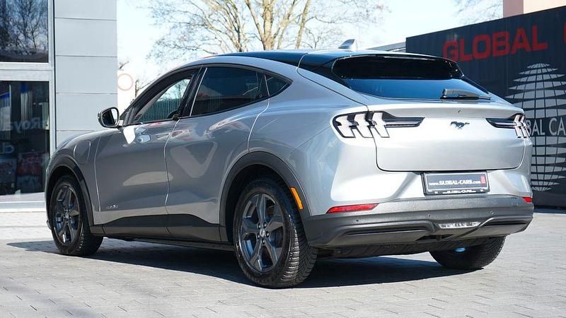 Gebraucht Ford Mustang Mach-E 197 kW (269 PS) 2021 Iconic silver SUV