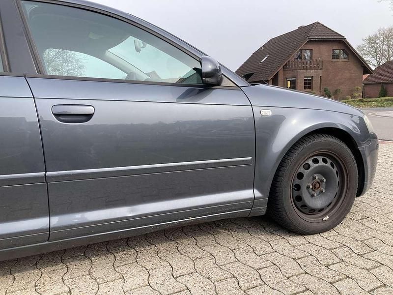 Gebraucht Audi A3 Attraction 102 PS (75 kW) 2007 Grau Kleinwagen