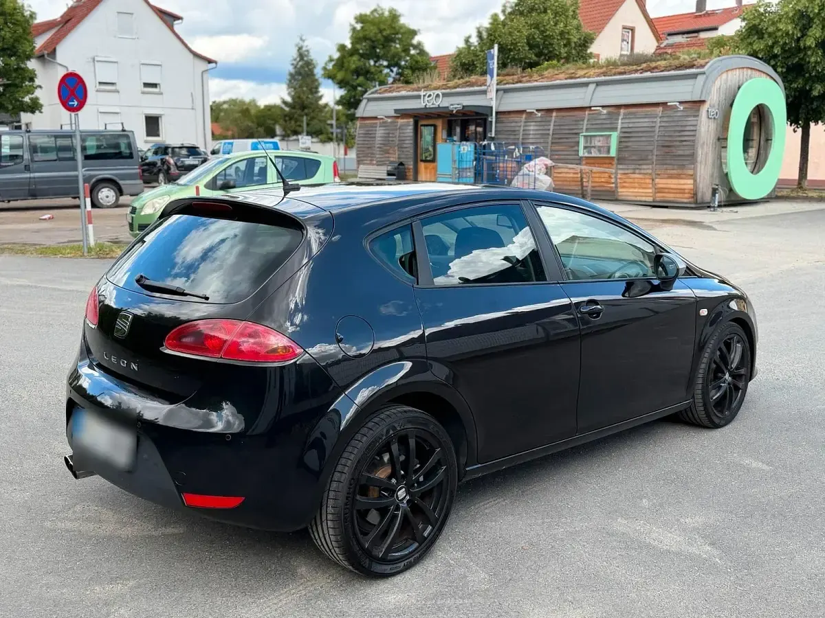 Gebraucht Seat Leon FR 211 PS (155 kW) 2010 Schwarz Kleinwagen