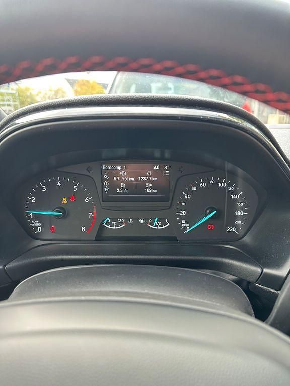 Gebraucht Ford Fiesta ST-Line 101 PS (74 kW) 2018 Rot Limousine