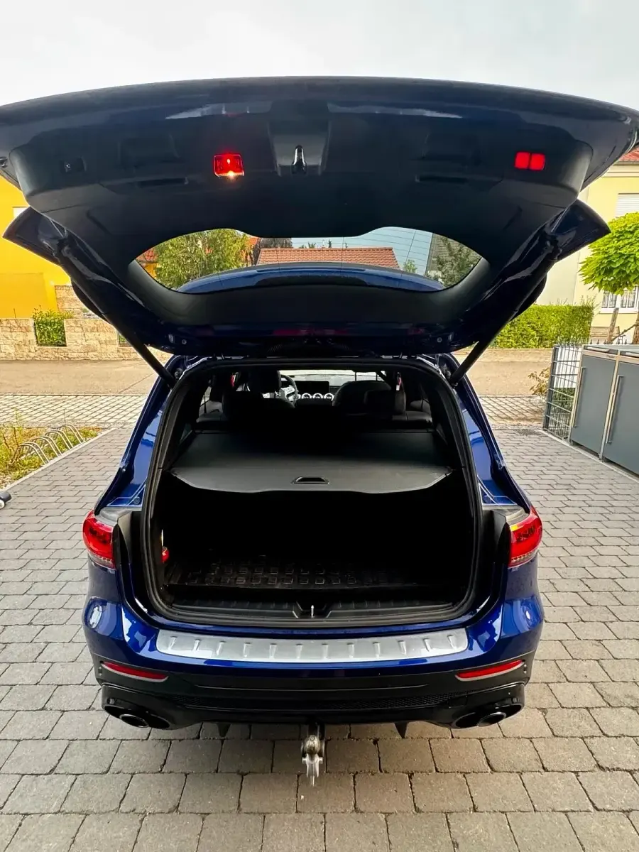 Gebraucht Mercedes GLB35 AMG 306 PS (225 kW) 2021 Blau SUV