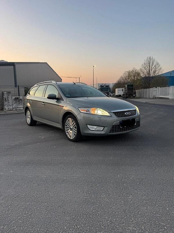 Gebraucht Ford Mondeo Ghia 175 PS (128 kW) 2008 Grau Kombi