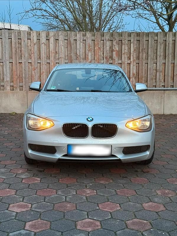 Gebraucht BMW 116 116 PS (85 kW) 2014 Silber Kleinwagen