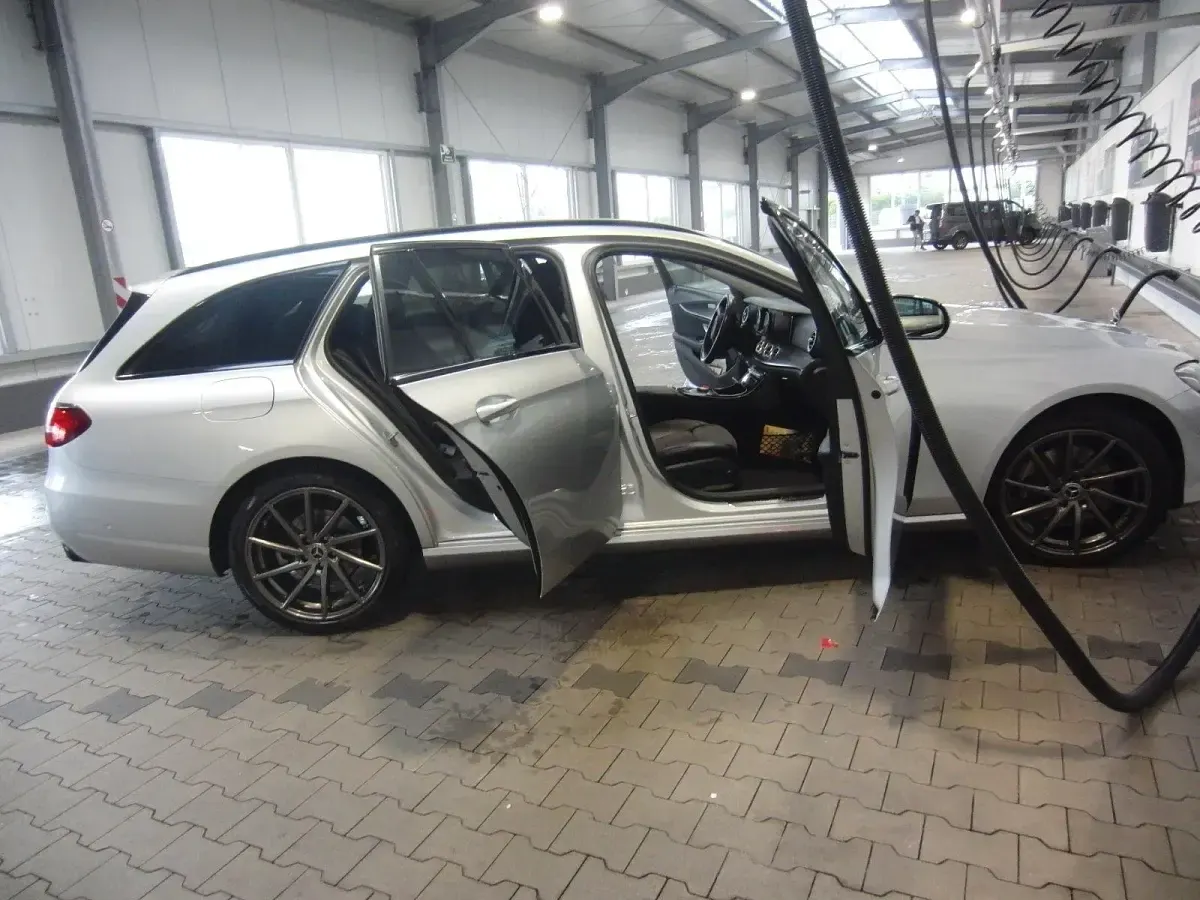 Second-hand Mercedes E200 184 CP (135 kW) 2017 Break