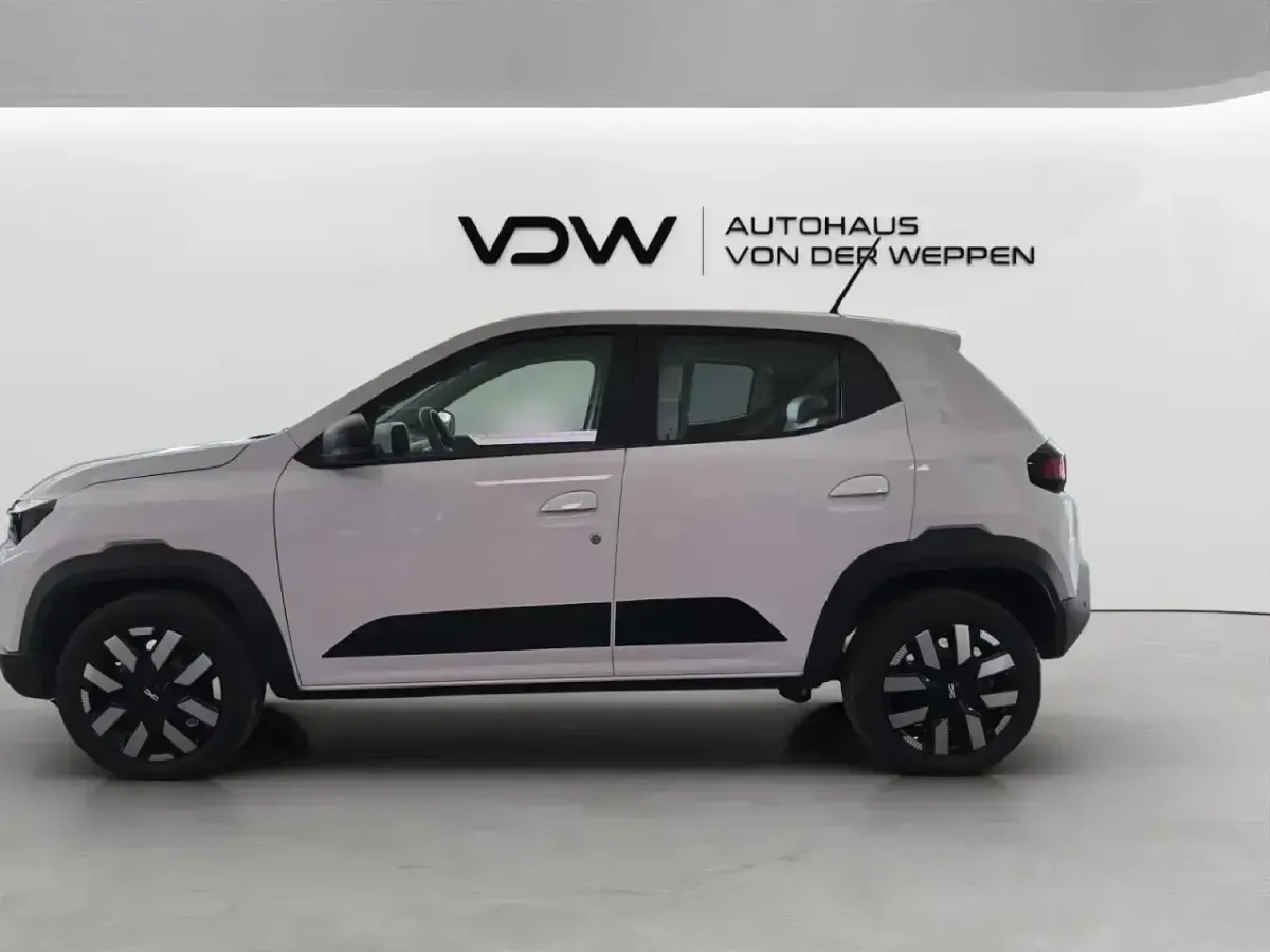 Nowe Dacia Spring Expression 35 kW (48 KM) 2025 Biały Hatchback