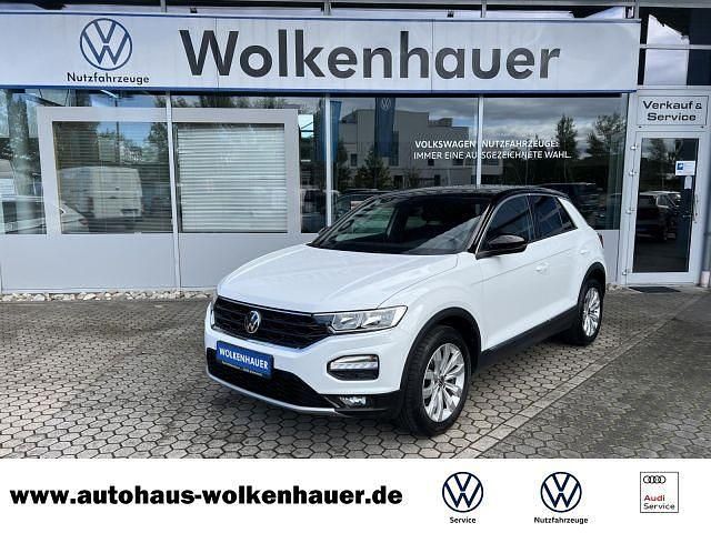 Pure white (metallic) Gebraucht 2021 VW T-Roc Sportline SUV | 21.950 € (Fairer Preis) - Bild 1/4