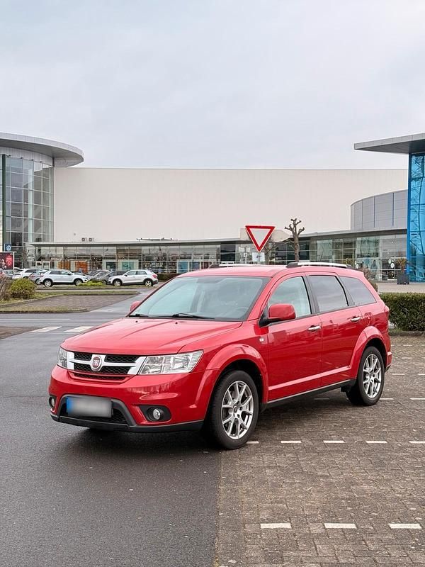 Gebraucht Fiat Freemont 2014 Rot SUV