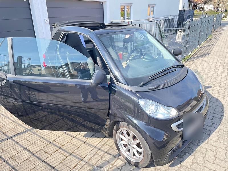 Gebraucht Smart ForTwo Cabrio 71 PS (52 kW) 2014 Schwarz Cabrio