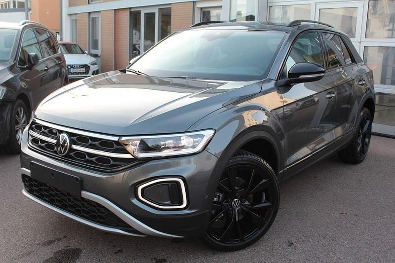 Neu VW T-Roc Style 150 PS (110 kW) 2025 Grau SUV