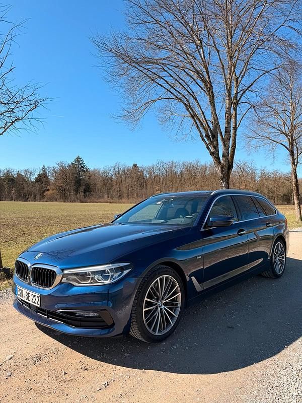 Gebraucht BMW 540 Performance 320 PS (235 kW) 2018 Blau Kombi