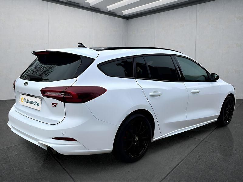 Gebraucht Ford Focus ST 280 PS (205 kW) 2023 Weiß Kombi