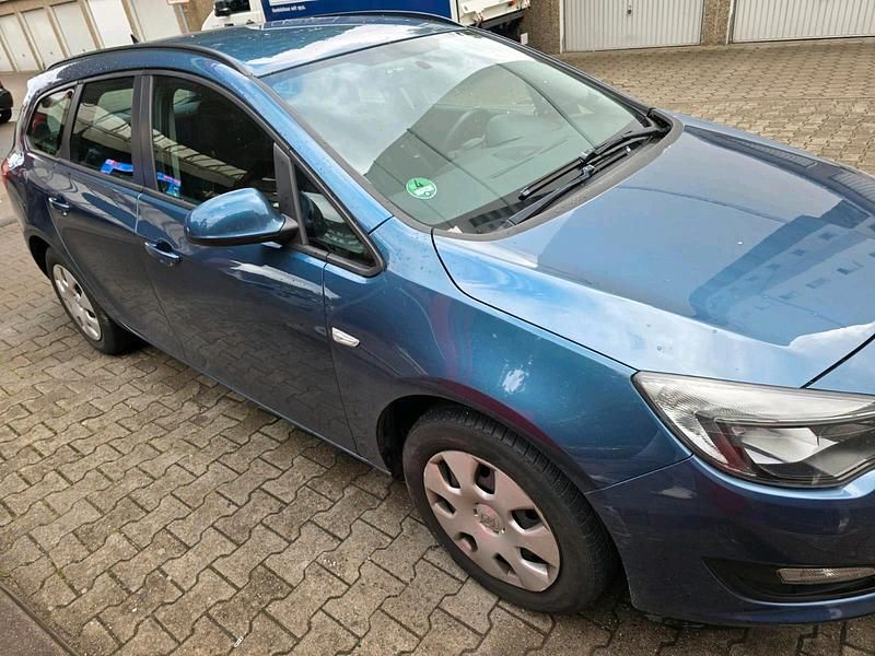 Blau Gebraucht 2025 Opel Astra Kombi | 6.500 € - Bild 1/4