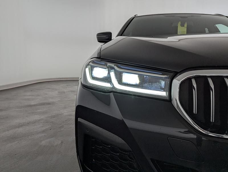 Gebraucht BMW 540 Shadowline 340 PS (250 kW) 2023 Saphirschwarz