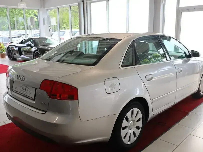 Gebraucht Audi A4 Sport 131 PS (96 kW) 2006 Lichtsilber Limousine