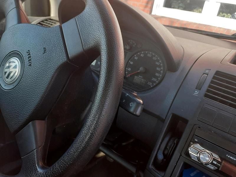 Gebraucht VW Polo 60 PS (44 kW) 2009 Blau Kleinwagen