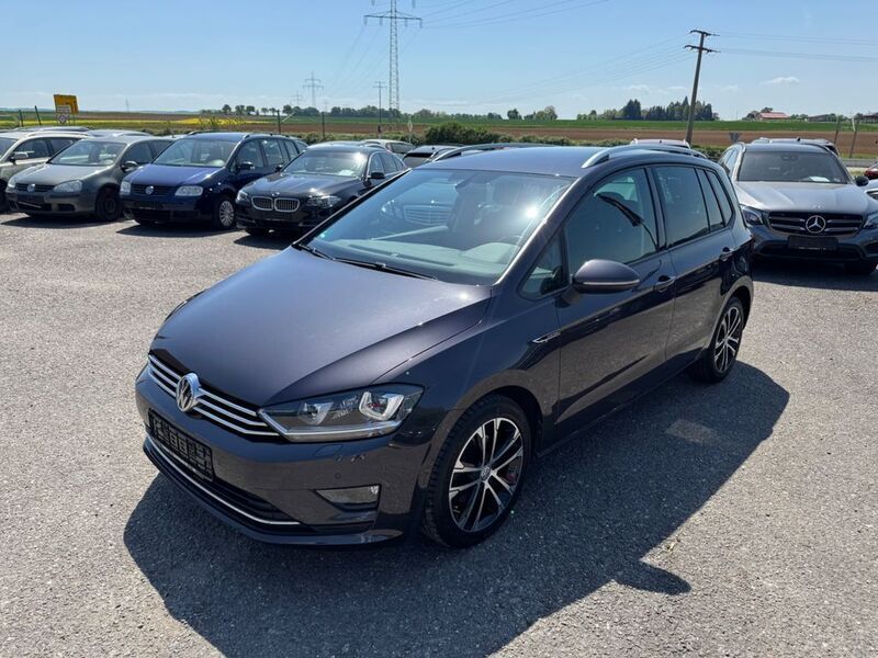 Grau Gebraucht 2015 VW Golf Sportsvan LOUNGE Van / Kleinbus | 15.990 € (Fairer Preis) - Bild 1/4