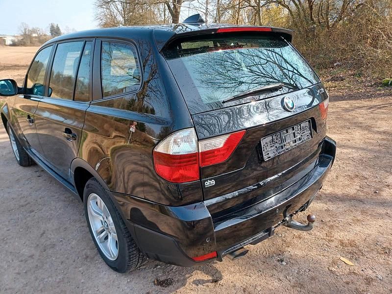 Gebraucht BMW X3 143 PS (105 kW) 2010 Schwarz SUV