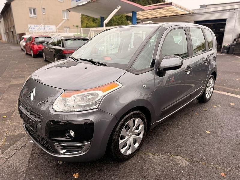 Grau Gebraucht 2009 Citroën C3 Picasso Tendance Van / Kleinbus | 1.990 € (Etwas zu teuer) - Bild 1/4