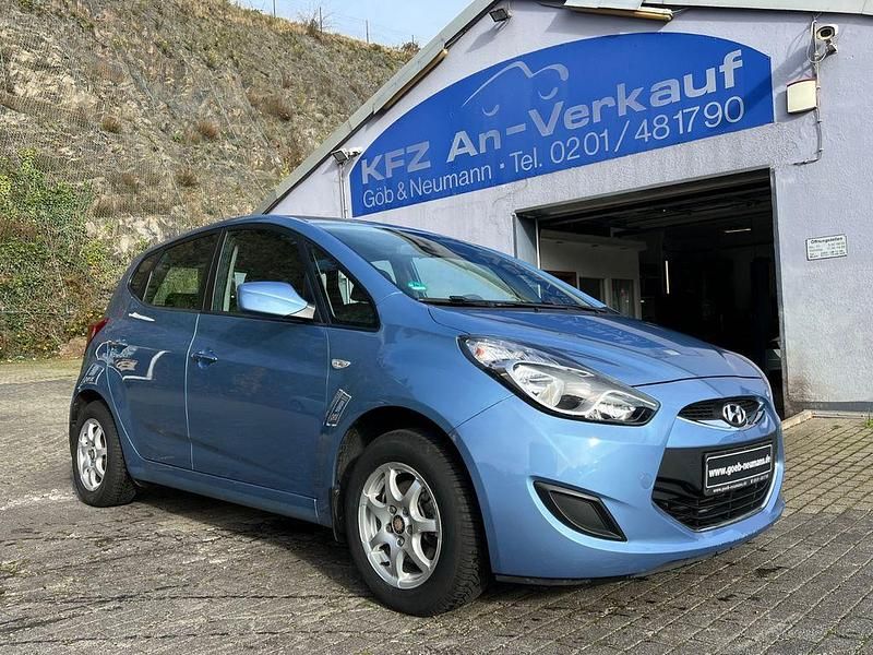 Blau Gebraucht 2012 Hyundai ix20 Classic Kleinwagen | 5.250 € (Guter Preis) - Bild 1/4