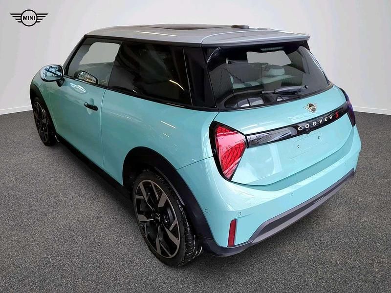 Gebraucht Mini Cooper S Classic 204 PS (150 kW) 2025 Grün Kleinwagen