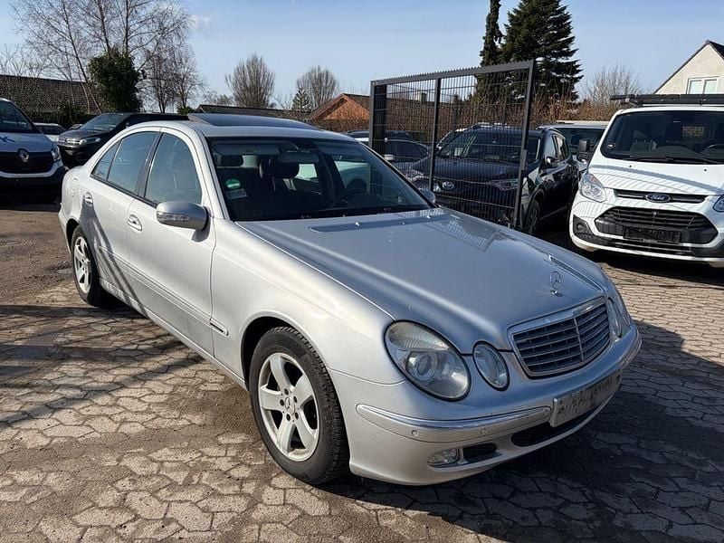 Gebraucht Mercedes E240 Elegance 177 PS (130 kW) 2002 Silber Limousine