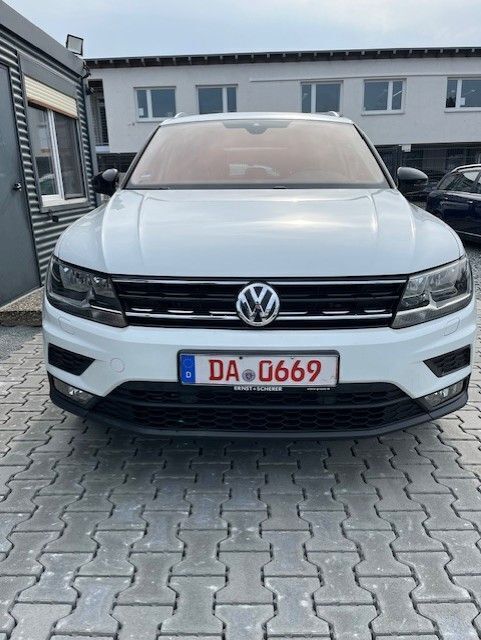 Weiß Gebraucht 2019 VW Tiguan IQ Drive SUV | 23.950 € (Fairer Preis) - Bild 1/4