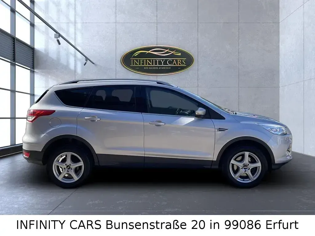 Gebraucht Ford Kuga Titanium 179 PS (131 kW) 2016 Silber SUV