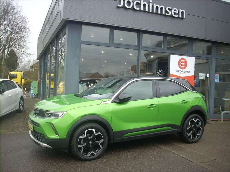 Matcha green/ikone gruen Gebraucht 2022 Opel Mokka Ultimate SUV | 22.200 € (Fairer Preis) - Bild 1/4