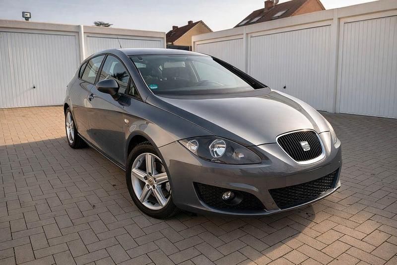 Gebraucht Seat Leon 125 PS (91 kW) 2012 Grau Limousine