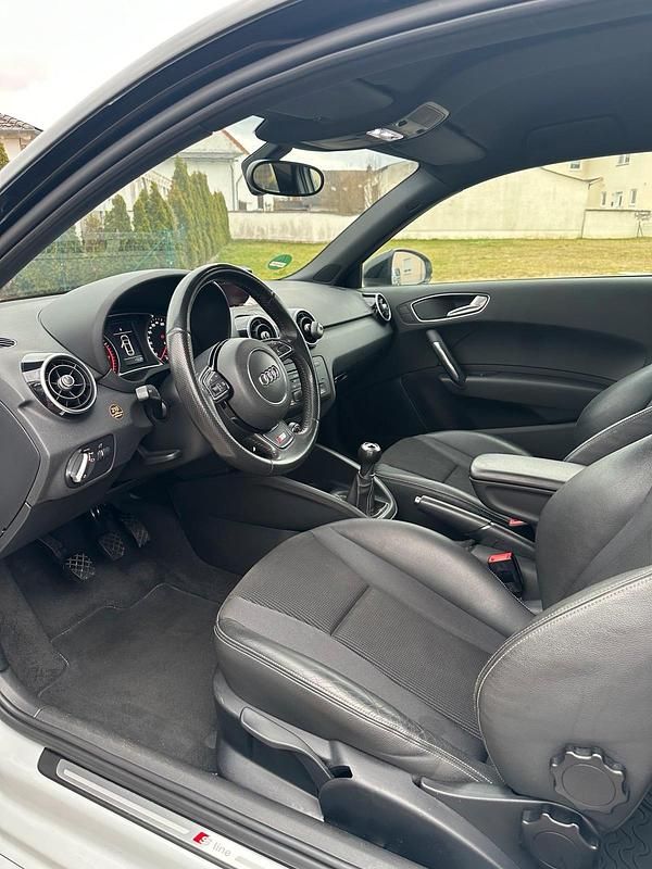 Second-hand Audi A1 85 CP (62 kW) 2012 Alb Hatchback