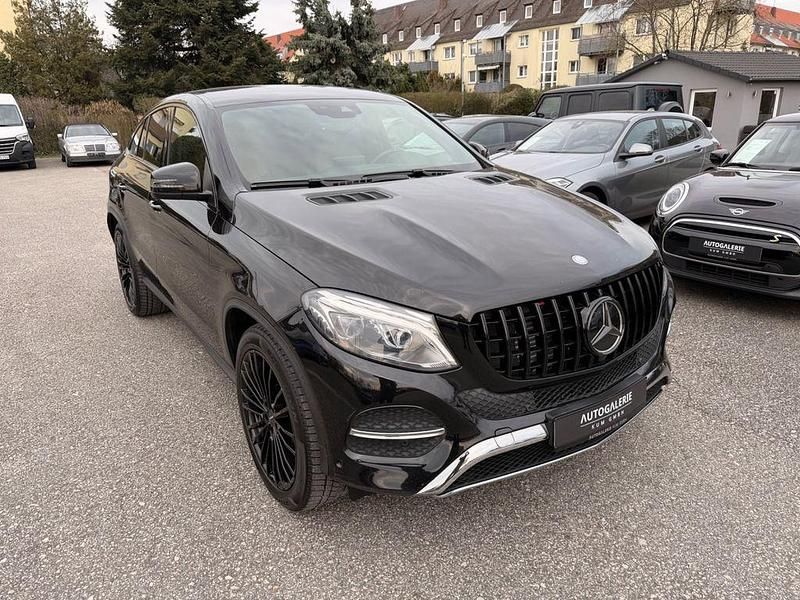 Gebraucht Mercedes GLE350 258 PS (189 kW) 2017 Schwarz Coupé