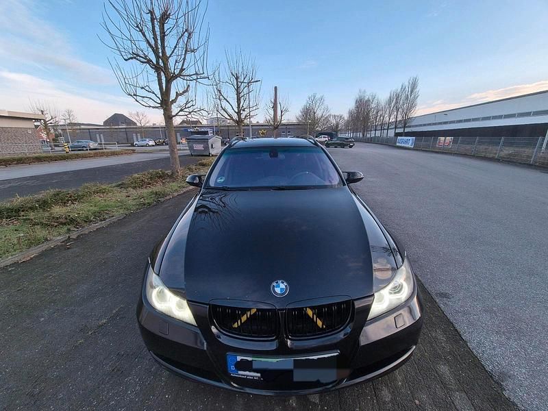 Gebraucht BMW 330 300 PS (220 kW) 2007 Schwarz Kombi
