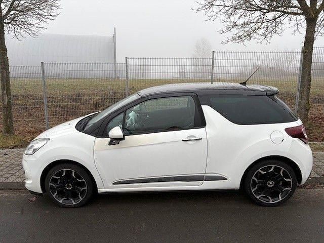 Gebraucht Citroën DS3 Sport Chic 150 PS (110 kW) 2013 Weiß Limousine
