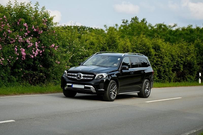 Schwarz Gebraucht 2016 Mercedes GLS350 AMG line SUV | 33.333 € (Teuer) - Bild 1/4