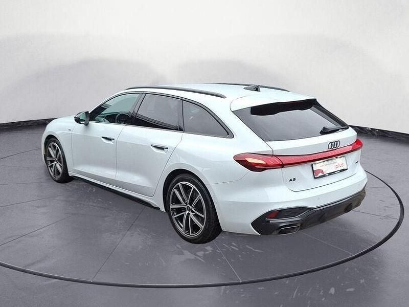 Gebraucht Audi A5 S-Line 204 PS (150 kW) 2025 Weiß Kombi