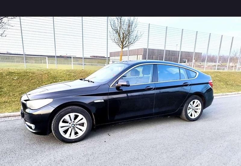 Gebraucht BMW 530 258 PS (189 kW) 2009 Schwarz Kleinwagen