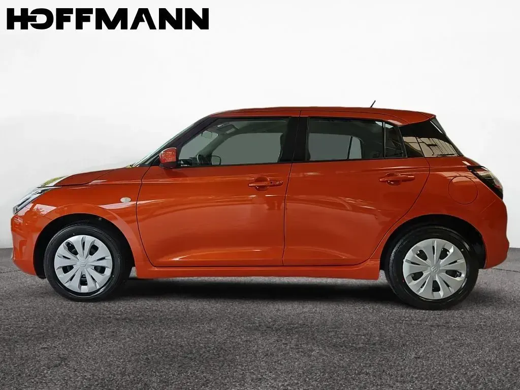 Neu Suzuki Swift Club 83 PS (61 kW) 2026 Flame orange pearl metallic Kleinwagen