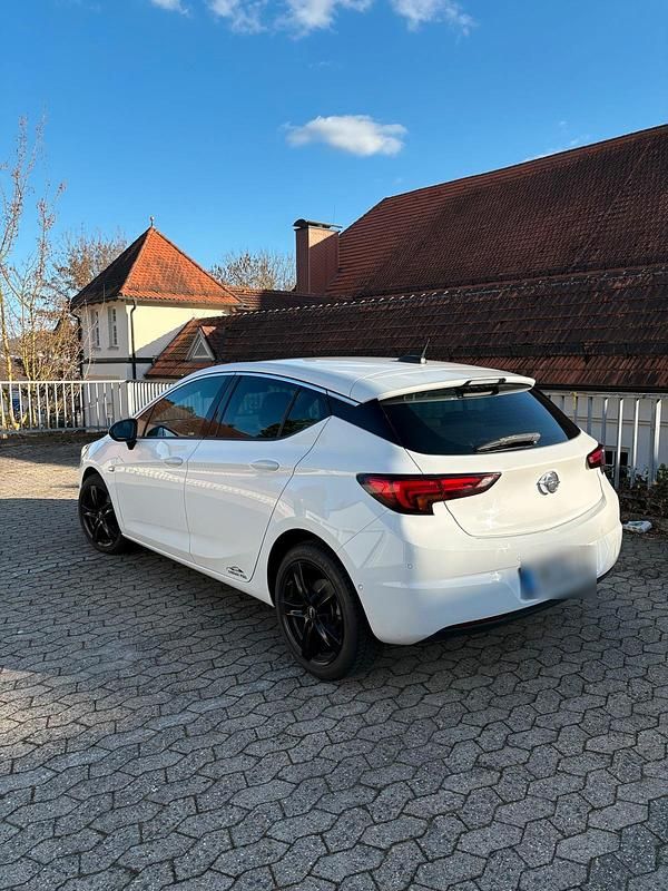 Gebraucht Opel Astra 110 PS (80 kW) 2016 Weiß Kombi