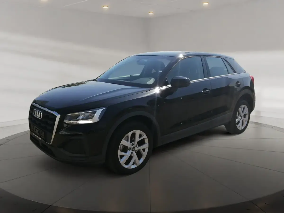 Gebraucht Audi Q2 Comfort 150 PS (110 kW) 2022 Schwarz SUV