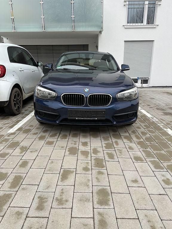 Gebraucht BMW 116 109 PS (80 kW) 2015 Blau Kleinwagen