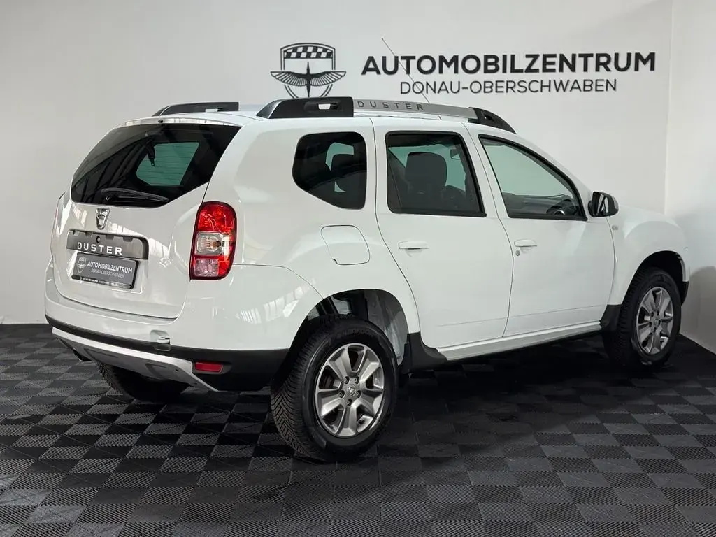 Gebraucht Dacia Duster Prestige 125 PS (91 kW) 2014 Weiß SUV