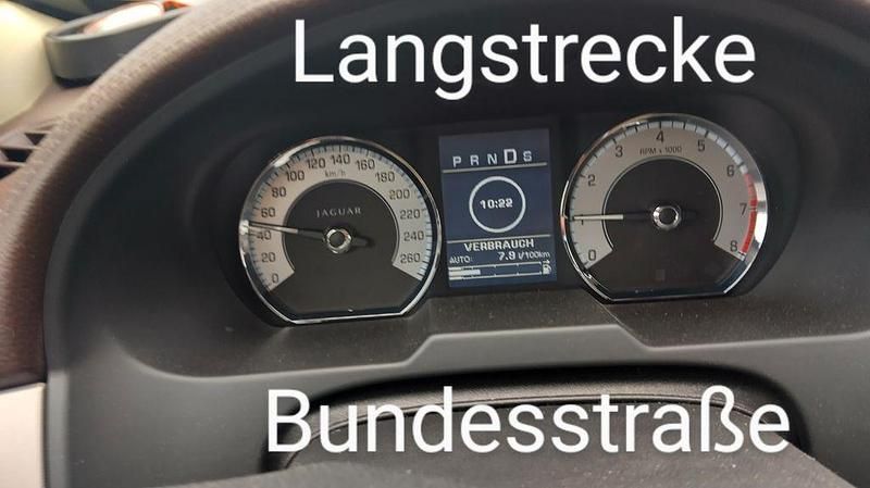 Beige Gebraucht 2010 Jaguar XF Luxury Limousine | 9.450 € (Fairer Preis) - Bild 1/4
