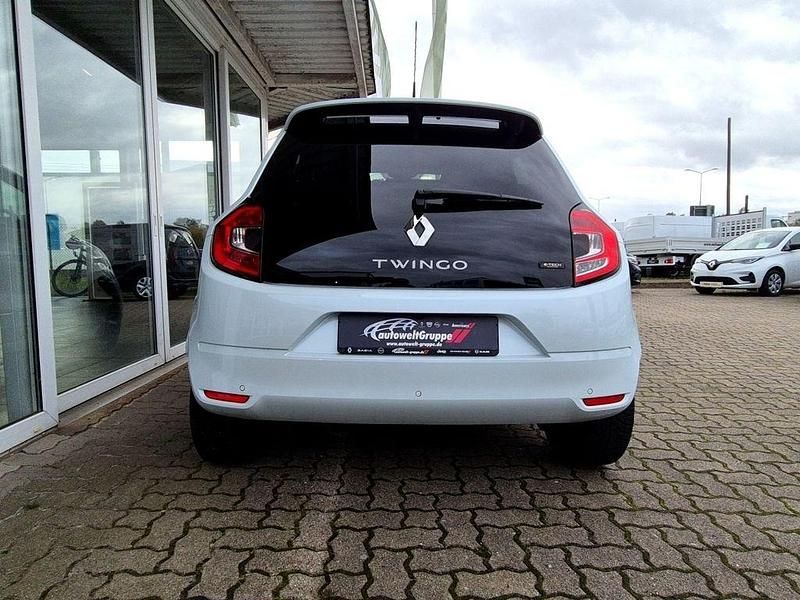 Gebraucht Renault Twingo Techno 60 kW (82 PS) 2023 Weiß Kleinwagen