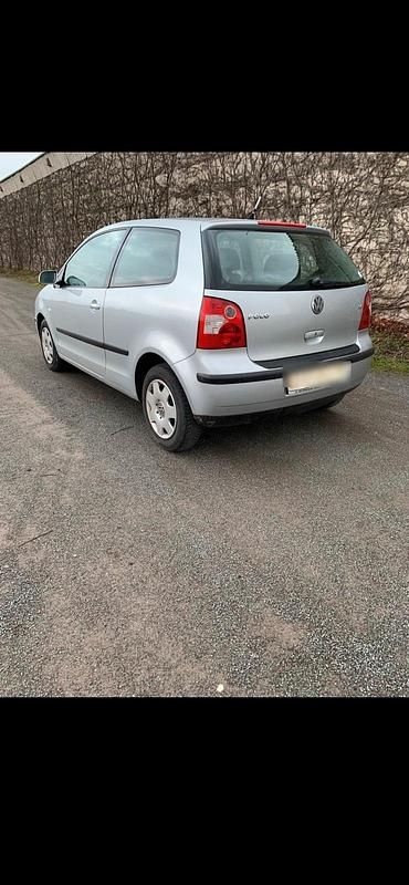 Gebraucht VW Polo 75 PS (55 kW) 2002 Silber Kleinwagen