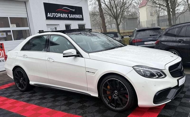 Gebraucht Mercedes E63S AMG AMG 585 PS (430 kW) 2017 Diamantweiss Limousine